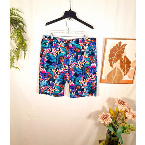 hudson & Barrow Other - Hudson & Barrow NYC Men's Floral Chino Shorts Size 38